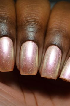 Cultured is a pink pearl-inpsired nail polish that features pearlescent shimmer that shifts between pink and green. Our shimmer polishes are packed with glimmering pigments which give them a unique multidimensional finish, unlike any other.