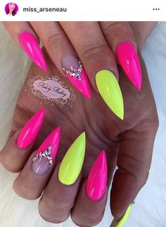 Pink And Neon Yellow Nails, Yellow And Pink Nails, Pink Stiletto Nails, Neon Yellow Nails, Stiletto Nails Short, Neon Pink Nails, Neon Nail Designs, Hot Pink Nails, Stiletto Nails Designs