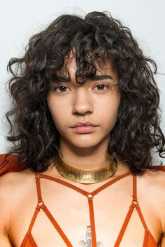 Catwalk Hair, Curly Fringe, Backstage Runway, Coconut Oil Hair, Grunge Hair, Shampoos