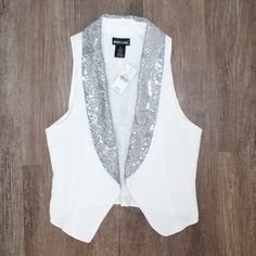 Silver/White Vest. Nwt. Never Worn. Always Open To Reasonable Offers. Ask If You Would Like More Pictures Or Have Questions. White Vest Outfit, Garba Dress, Vest Coat, Vest White, Suit Vest, Wet Seal, Vest Outfits, Vest Jacket, Coats For Women