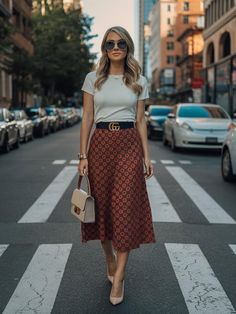 15 Fabulous Gucci Belt Outfit Ideas to Elevate Your Style Game 10 Gucci Pearl Belt Outfit, Loafers Outfit Winter, Chunky Sandals Outfit, Dress With Loafers, Gucci Jordaan Loafer, Gucci Jordaan