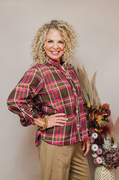 The Cool Breeze Plaid Top is available in 2 color options: Navy & Pink! Which is your favorite?! We are loving this plaid top layered with a Ribbed Knit Tank as a cardigan or worn as a top! We have it paired with our Linen Blend Wide Leg Pants - Latte. This top has cut edges and adjustable sleeves! It's great!! Available in Sizes: Small, Medium, Large Michaelle is wearing a Small Fabric: 50% Cotton, 40% Polyester, 10% Viscose Fit: True To Size Brand: Umgee Pura Vida Necklace, Cool Breeze, Plaid Top, Capri Blue, Woven Top, Knit Tank, Plaid Tops, Navy Pink, Knit Tanks