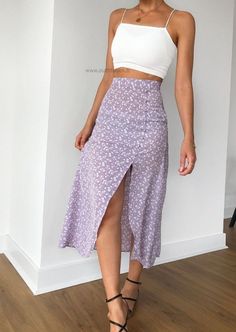 Soft Girl Aesthetic Outfit, Rok Outfit, 파티 드레스, Cute Skirt Outfits, Elegante Casual, Floral Print Skirt, Cute Skirts, Print Skirt, Mode Inspiration