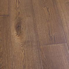 an image of wood flooring that looks like it has been cleaned and is brown