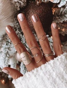 Fall Nail Design, Autumn Is Coming, French Pedicure, Ready For Autumn, Light Elegance, Short Gel Nails, Nails 2021, Nails Fall, Fall Nail Colors