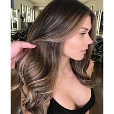 Hair Color Flamboyage, Carmel Hair Color, 2018 Hair, Brunette Balayage, Balayage Blonde, Brown Hair With Blonde Highlights, Hair Color Light Brown, Brunette Balayage Hair, Hair Done