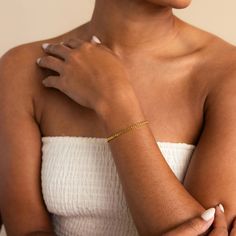 Our versatile Curb Chain Bracelet is perfect for wearing alone or stacking for a trendy, layered look. Its bold, timeless design suits any occasion, making it an essential piece for your minimal jewelry collection. SKU: RR-BR067 Product Details Finish/Material: 18K Gold Over Brass ∙ Rhodium Over Brass Featuring a ~3mm wide Curb Chain Bracelet, adjustable from ~6 to 8 inches Featured Styles Part of our Everyday Essentials Collection Model showcases a bold, layering look featuring our Rope Chain B Dainty Curb Chain Jewelry For Layering, Adjustable Chain Bracelets For Layering, Trendy Adjustable Gold Bracelet With Delicate Chain, Minimalist Box Chain Tennis Bracelet For Everyday, Trendy Delicate Chain Bracelet, Classic Cuban Link Bracelet With Box Chain, Minimalist Everyday Tennis Bracelet With Box Chain, Gold Minimalist Tennis Bracelet With Adjustable Chain, Minimalist Gold Tennis Bracelet With Adjustable Chain