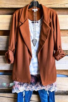 Layering Clothing, Dance All Night, Plus Size Kimono, Plus Size Fall Outfit, Curvy Style, Angel Heart, Plus Size Boutique, Smart Outfit, Cute Leggings