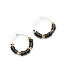 Black and gold modern+vintage beads created into unique hoop earrings. 1" in diameter. Silver plated hoops. Unique Hoop Earrings, Vintage Beads, Beaded Hoop Earrings, Beaded Hoops, Black Beads, Black And Gold, Modern Vintage, Silver Plate, Silver Plated