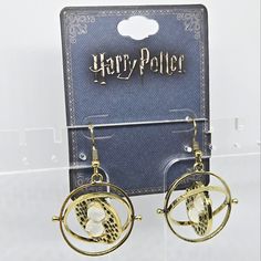 Officially Licensed "Harry Potter Jewellery" An Ideal Gift For The True Saga Lovers Size: 2x4cm; Gold And Silver Plated Features "Timeturner" Logo Harry Potter Jewellery, Harry Potter Time Turner, Time Turner, Harry Potter Jewelry, Wizarding World, Warner Bros, Gold And Silver, New World, Ideal Gift