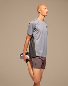 Free your mind, and your stride. These training shorts pair a breathable inner liner with secure pockets for pure freedom of movement. Fast and free, without fretting about your valuables. These classic-fitting shorts come with two secure, easy-access side pockets – plus an inner mesh pocket that keeps your goods in place. Even when flipped upside down. Personalize your fit and find your flow. Built for superior comfort, the Essential Shorts have a breathable inner brief, while the soft elastic Essential Shorts, Free Your Mind, Training Shorts, Mens Essentials, Freedom Of Movement, Running Shorts, Shorts With Pockets, Upside Down, Purple And Black