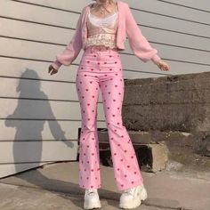 US Size: S, M ,L Measuring: S: Waist 66 CM, Hips 90 CM. M: Waist 70 CM, Hips 94 CM. L: Waist 74 CM, Hips 98 CM. .Material: Polyester Item Type: Pants Gender: Woman Color: Pink Style: fashion Pink Outfits Aesthetic, Pink Pants Outfit, Grunge Outfits 90s, Outfit Rosa, Neon Prom Dresses, Mode Rose, Style Kawaii, Homecoming Outfits, Looks Street Style