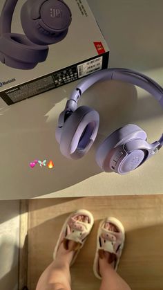 two pictures of the same pair of headphones, one in purple and one in white