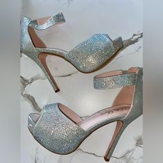 Bella Luna- Brand New Never Worn Sequence Heels, Size 8 Fitted Open Toe Glitter Heels, Glitter Open Toe Heels, Brown Sandals Heels, Tie Heels, Moccasins Women, Black Peep Toe Heels, Black Ballerina, Closed Toe Heels, Steve Madden Heels