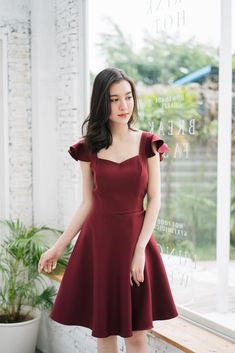 Burgundy Dress Bridesmaid, Dress Capsule Wardrobe, Wedding Summer Dress, Dark Red Prom Dress, Summer Dress Vintage, Vintage Sundress, Vintage Bridesmaid Dresses, Vintage Bridesmaids, Robes Vintage