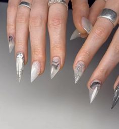 Minimalist Nail, Minimalist Nail Art, Claw Nails, Cat Claws, Minimalist Nails, Keratin, Nail Design, Nails Inspiration, Fashion Inspiration