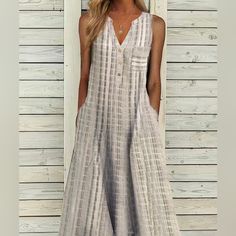 Nwt Striped Notched Neck Button Front Dress With Pockets! Light Weight And Comfortable! Polyester Bust 42.6 Inches Length 48.1 Inches Boho Sleeveless Dress, Loose Maxi Dress, Button Front Dress, Straight Dress, Mid Length Skirts, Casual Stripes, Elegant Chic, Vestido Casual, Stripe Skirt