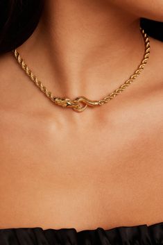 Gilded Rope Necklace – Thorne Dynasty by Bella Thorne Crocodile Mouth, Necklace Tattoo, Petite Necklace, Phone Items, Eye Details, Bella Thorne, Accessories Brand, Rope Necklace, Crystal Pearls