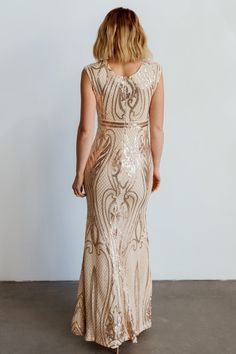 Stunning champagne hue with rose gold sequins. This maxi mermaid fit gown is the definition of sophistication, and grace! Mermaid Fit, Fitted Gowns, Baltic Born, Rose Gold Sequin, Sequin Gown, Quality Dresses, Gold Sequins, Swaggy Outfits, Sequin Fabric