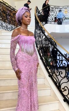 Kente Traditional Wedding Dress, Pink Lace Asoebi Styles, Asoebi Styles Lace Traditional Weddings, Naija Babe, Nigerian Attire, Nigerian Bridesmaid Dresses, Somali Clothing