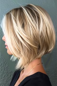 This chic inverted bob is all about precision and style. The sleek haircut is layered subtly to create a modern and timeless shape. The platinum blonde shade with darker roots is edgy yet sleek and classy. Click here to see more stunning medium-length layered haircuts. Short Hair Cuts Bobs, Soft Long Bob Haircut, Southern Living Hairstyles, Women Over 40 Short Hair, 45 Year Old Women Hairstyles Over 40, Best Smelling Hairspray, Medium Length Haircut For Thick Hair Long Layered Short Hairstyles, Face Framing Bob Shoulder Length, Medium Short Hairstyle Women With Layers