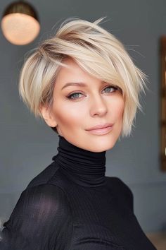 51 Hottest Long Pixie Cut Ideas to Try for 2024 Long Pixie Cut Thick Hair, Long Pixie Cut, Haircuts Trendy, Choppy Bob Hairstyles For Fine Hair, Pixie Haircut Styles, Longer Pixie Haircut, Long Pixie Hairstyles, Short Hair Pixie Cuts