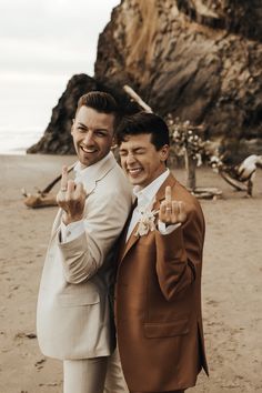 Dreamy boho west coast gay elopement at Hug Point State Park in the gorgeous state of Oregon. Beach Elopement