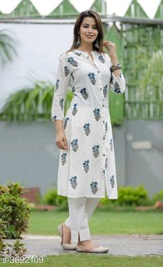 Kurti Ideas Style Patterns Cotton, Kurti Per Design, Kurty Pattern New, Pant Ideas For Kurti, Kurti Patterns Ideas, Designer Pants Pattern, Simple Kurti Designs Cotton Printed, Long Kurti Designs Casual, Kurti Ideas Style Patterns