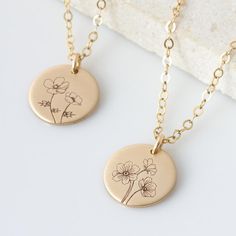 Keep your little ones close to your heart with this Personalized Birth Flower Necklace! Mom Necklace, Birth Flower Necklace, New Mom Gift, Mother's Day Gift Minimalist Flower Pendant Jewelry For Mother's Day, Delicate Everyday Charm Necklaces For Mother's Day, Minimalist Charm Necklace With Delicate Chain For Mother's Day, Delicate Flower Necklace With Round Pendant For Mother's Day, Delicate Round Pendant Flower Necklace For Mother's Day, Minimalist Flower Charm Jewelry Gift, Minimalist Birth Flower Jewelry For Mother’s Day, Minimalist Round Pendant Charm Necklace For Mother's Day, Minimalist Flower Charm Necklaces As Gifts