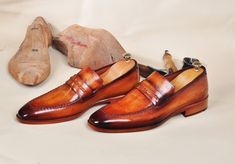 Mens Loafers Shoes, Mens Loafers, Tassel Shoes, Custom Made Shoes, Italian Leather Shoes, Bespoke Shoes, Wingtip Oxford, Mens Dress, Mens Luxury