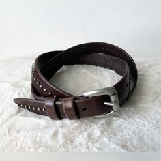 Brighton Men’s Studded Brown Leather Belt. Top Quality Leather Belt Silver-Tone Plated Buckle Silver-Tone Studded Accents 100% Imported Italian Full Grain Leather Size: 32 Noted: Order One Size Larger Than Your Typical Pant Waist Size. For Example If You Wear A Size 30 Pant - Order A Size 32” Belt. Brand New Msrp $75 Questions? Please Leave A Message! Ty Thank You So Much For Shopping! Vintage Leather Belts, Braided Leather Belt, Belt Top, Studs Men, Belt Brown, Croc Leather, Leather Belts Men, Casual Belt, Saddle Leather