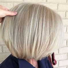 Blonde Hair Going Grey, Cool Blonde Highlights, Grey Hair Over 50, Grey Blonde, Gorgeous Gray Hair, Transition To Gray Hair, Blending Gray Hair, Gray Hair Highlights