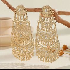 Rhinestone & Faux Pearl Decor Jhumka Drop Earrings Gold Bollywood Chandelier Earrings For Party, Gold Bohemian Crystal Earrings For Wedding, Bohemian Gold Crystal Wedding Earrings, Elegant Festive Metal Chandelier Earrings, Metal Pierced Danglers For Wedding, Metal Chandbali Chandelier Earrings For Party, Bohemian Chandelier Earrings With Filigree For Parties, Wedding Filigree Chandelier Earrings, Bohemian Metal Bridal Earrings For Wedding