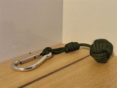 20 Easy Paracord Monkey Fist Patterns - Blitsy Paracord Braids, Paracord Knots, Monkey Pictures