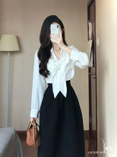 Korean Outfit Street Styles, Looks Party, Stylish Work Outfits, Fashion Mistakes, Fancy Outfits, 10 Pounds, Classy Dress, Elegant Outfit