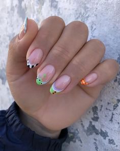 Simple Disney Nails, Starfish Nails, Mickey Nails, Nail Art Disney