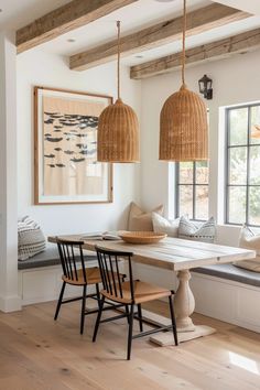 Sit, Sip, Savor: The Breakfast Nook Bench Guide Mcgee Kitchen, Studio Mcgee Living Room, Studio Mcgee Kitchen, Space Construction, Mountain Kitchen, Kitchen Sofa, Entry Kitchen, Lights Hanging