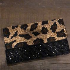 Beaded Black, Gold And Brown Leopard Print Clutch. Brand New, Never Used. Luxury Beaded Clutch, Leopard Clutch Outfit, Fancy Clutch Purse, Diy Bags No Sew, Peacock Purse, Fancy Clutch, Leopard Print Bag, Leopard Clutch, Grunge Accessories