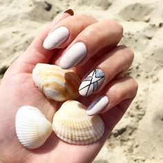 Amazing white summer nails with accent glittery fishy nail White Round Nails, Watermelon Nails Design, Red Round Nails, Shells Nails, Strawberry Nail Art, Watermelon Nail Art, Summer Nails Designs, White Summer Nails, Fruit Nail Designs