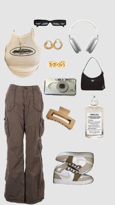 Streetstyle Aesthetic Outfits, Outfit Ideas Aesthetic Vintage, Outfit Ideas Streetwear, Streetwear Ideas, Streetwear Outfit Ideas, Downtown Outfits, Outfit Streetwear, Swaggy Outfits, Simple Trendy Outfits