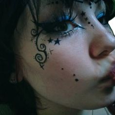 Hippie Makeup, Graphic Makeup, Eye Makeup Designs, Makeup Clothes