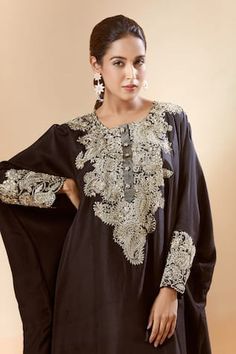 Black kurta with floral and paisley embroidery. Comes with pant. - Aza Fashions Elegant Kaftan With Floral Embroidery For Diwali, Elegant Floral Embroidered Kaftan For Diwali, Elegant Black Kaftan With Chikankari Embroidery, Mrunalini Rao, Radhika Madan, Paisley Embroidery, Genelia D'souza, Sanya Malhotra, Karisma Kapoor