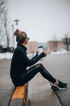 Winter Workout Outfits For Women, Workout Outfits Winter, Winter Fitness, Fall Activewear, Workout Outfits For Women, Adrette Outfits, Cella Jane, Modele Fitness, Sporty Women