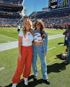 -Kennedy Stidham Bengals Outfit, Nfl Game Day Outfit, Nfl Game Outfit, Nfl Wags, Hockey Game Outfit, Game Outfit, Hockey Game, Game Day Outfit