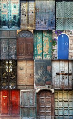 many different doors and windows are stacked together