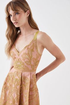 This stunning gold dress is made from delicate lace and features a flattering v-neckline. With its embroidered organza scallop edge, this midi dress is the perfect choice for any special occasion. Midi Dress Wedding, Midi Dress Wedding Guest, Occasion Dresses Wedding Guest, Dress Wedding Guest, Tall Dresses, Embroidered Organza, Scallop Edge, Wedding Guest Dresses, Sleeveless Midi Dress