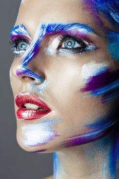 Beauty or Art? Stunning Avant Garde Makeup ... Daring Makeup, Makeup Artist Portfolio, Makeup Recipes, Mac Pigment, Body Art Photography, Linda Hallberg