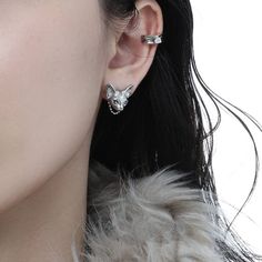 Miaowing Genderless Earrings Dark Cat | Buy at Khanie – KHANIE Cat Earrings Studs, Punk Vintage, Moda Retro, Inspired Jewelry, Crazy Cat