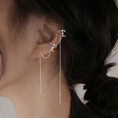 Color: One Right Ear Star Moon Hanging Earrings (White Gold Color) Fashion Element: Moon Style: Sweet and Cool Style Korean Fashion Jewelry, Moon Outfit, Simplistic Jewelry, Night Jewelry, Moon Hanging, Cute Promise Rings, Jewelry Necklace Simple, Stained Glass Earrings, Hanging Earring