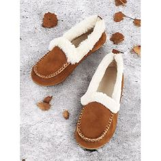 Category:Slippers; Upper Materials:Faux Suede; Heel Type:Flat Heel; Gender:Women's; Toe Shape:Round Toe; Type:Fleece Lined; Style:Casual,Comfort,Minimalism; Outsole Materials:Rubber; Occasion:Daily; Closure Type:Loafer; Listing Date:10/18/2024; Production mode:External procurement; 2024 Trends:Comfort Shoes; Foot Length:null; Foot Width:null; Size chart date source:Provided by Supplier.; US Size:null; UK Size:14.5; EU Size:50 Outdoor House, Moccasin Slippers, Suede Moccasins, Moccasins Slippers, Suede Loafers, House Shoes, Ciabatta, Womens Slippers, Moccasins